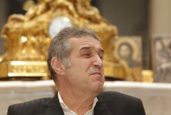 Şocant! Hagi a dezvăluit ce a făcut Becali aseară &icirc;nainte să plece spre penitenciar: "Mi-a zis că vrea să-l transfere"