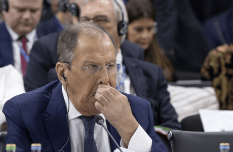 Lavrov: Rusia nu va accepta un armistiţiu cu Ucraina nici în cazul reluării ...