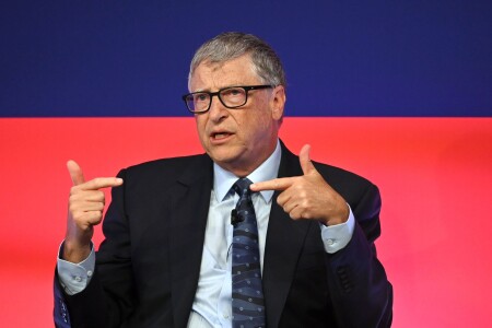 Bill Gates a spus ce ar putea să urmeze după valul Omicron