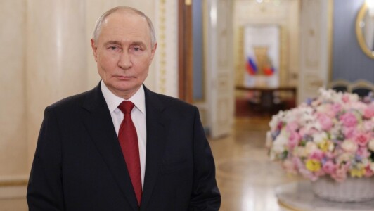 Eroare rară la Kremlin: un videoclip cu Vladimir Putin a fost publicat din ...