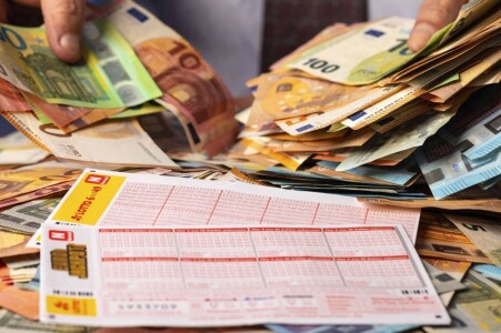 Marele premiu la Loto 6/49 a fost câștigat cu un bilet de 28 de lei