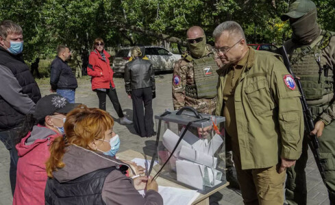 Primele rezultate ale referendumurilor din Ucraina, anunțate de Moscova. ...