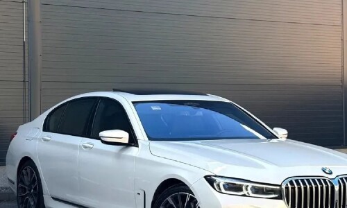 Românul care și-a furat propriul BMW, pe care l-a găsit în Germania, nu-și ...