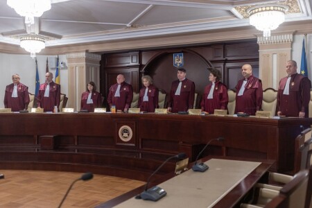 Reacția judecătorilor CCR numiți de PSD, după ce nu s-au prezentat la ...
