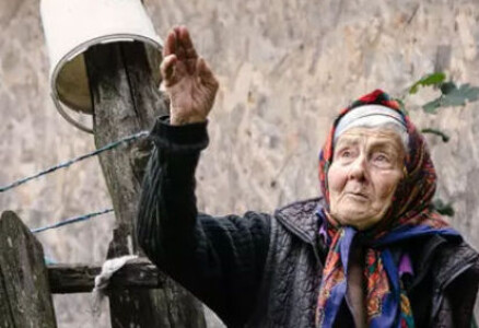 Oameni din satul în care Gigi Becali a făcut o mănăstire: „Domnul ăsta a ...