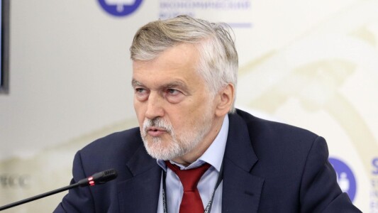 Economistul-șef al băncii care finanțează proiectele Kremlinului a fost ...