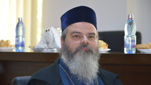 Cine este Ignatie Trif, episcopul Hușilor care i-a interzis lui Călin ...