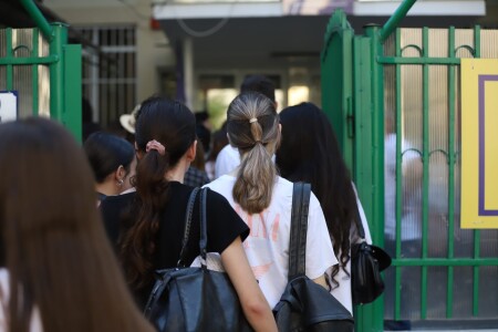 Proba la disciplina obligatorie a examenului de Bacalaureat se amână cu o ...