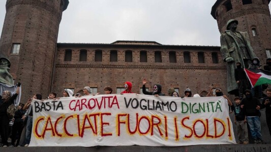 Sărăcia scoate oamenii în stradă și în Belgia, Italia, Portugalia și ...