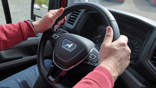 Cu ce viteză trebuie să conduci ca să consumi cel mai puțin combustibil. De ...