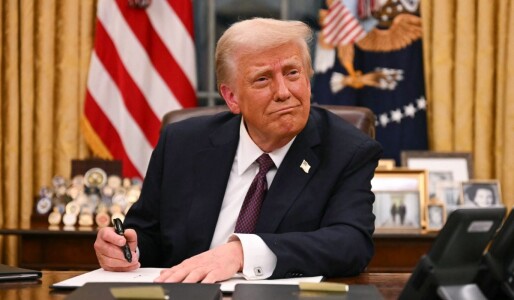 Douăzeci de decizii ale lui Trump din primul an de mandat care au trecut ...