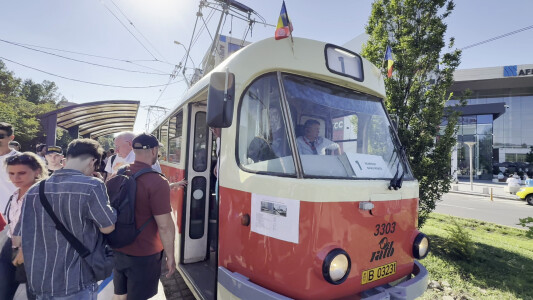 Am mers cu tramvaiul Tatra în drumul spre depou. După 53 de ani, ...