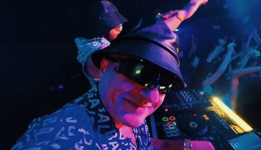 „Solo Tu”, melodia despre care vorbește toată România, e inspirată dintr-o ...