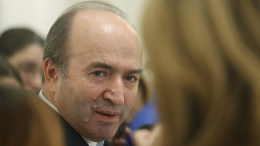 Alexandru Toader, fiul fostului ministru al Justiției Tudorel Toader, a ...
