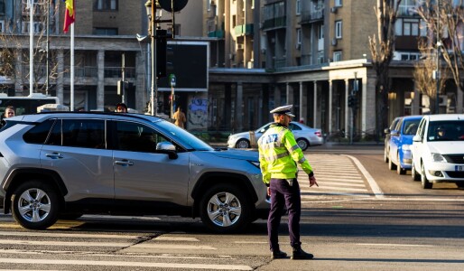 Tinerii polițiști renunță la uniformă și se fac șoferi de TIR, din cauza ...