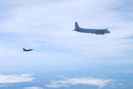 Avioane românești de luptă au interceptat o aeronavă rusească: „Zbura fără ...