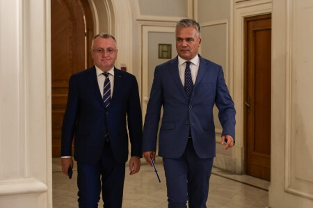 Cronica unui alt puci ratat. Cum s-a dezumflat planul Veștea-premier, care ...