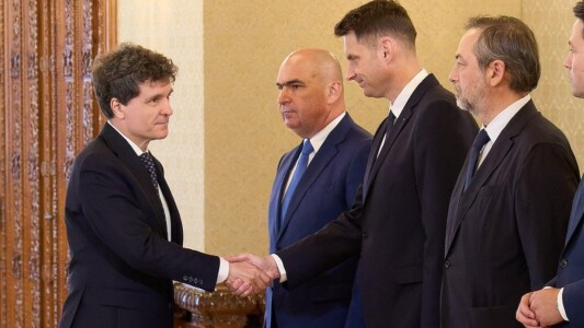 Nicușor Dan are patru nume de premier pe lista scurtă, înaintea ...