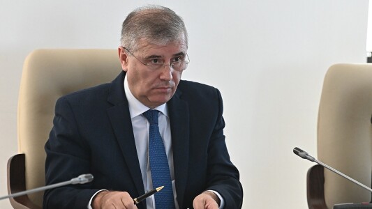 „Doctorul în securitate” Lucian Pahonțu contraatacă în instanță. Șeful SPP ...