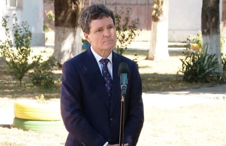 Ce spune Nicușor Dan despre bursele sociale și programul Masa Caldă: „Putem ...