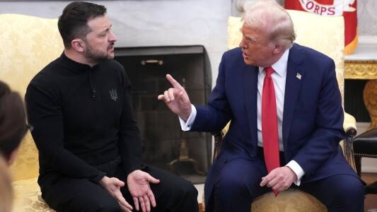 „Nu sunt un mare fan al lui Zelenski”, spune Donald Trump, în timp ce ...