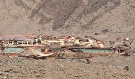 Obiectul găsit în Lacul Vidraru care stârnește curiozitatea. Imaginile au ...