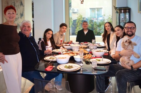Familia Măruță, criticată după ce a mers acasă la Ioan Andone. Ce i-a ...