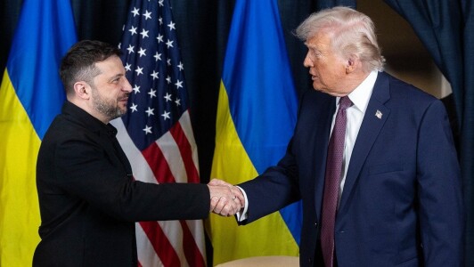 „Europa pare pierdută în fața lui Trump”, spune Zelenski care anunță ...