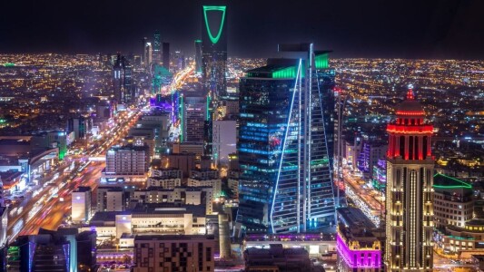 Cât au plătit bogații lumii ca să fugă din Dubai, Abu Dhabi și Doha, după ...