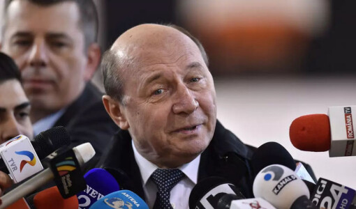 Băsescu, despre comasarea alegerilor: Se rupe sufletul în mine să-i văd pe ...