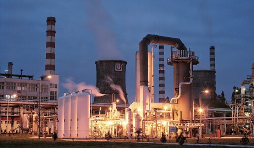 Ce opțiuni are România pentru rafinăria Petrotel și benzinăriile Lukoil. ...