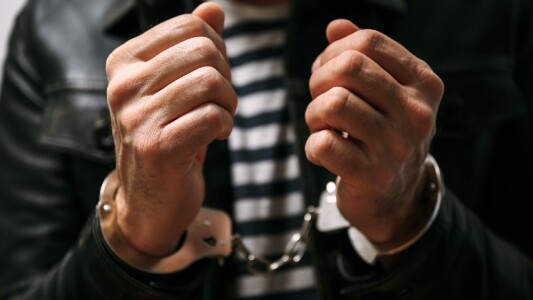 Cât le-a luat autorităților să captureze un român dat în urmărire ...