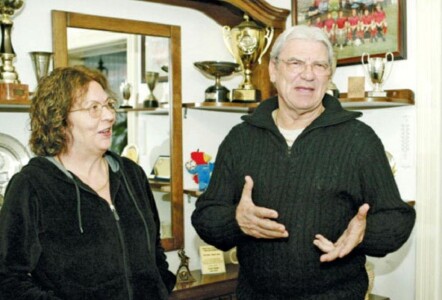 De ce au murit soțiile lui Emeric Ienei, o mare vedetă și o mare sportivă, ...