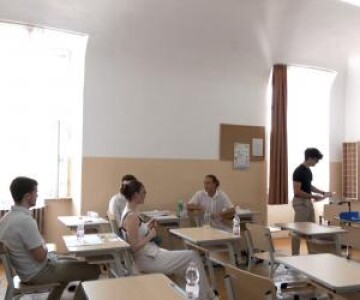 Săli fără AC şi temperaturi infernale la BAC. De ce şi-au rescris lucrările ...