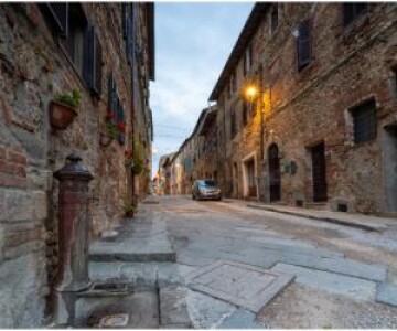 Un alt oraș din Europa oferă până la 30.000 de euro celor care aleg să se ...