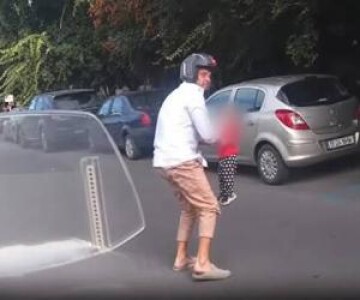 Mama care şi-a pierdut copilul de un an pe bulevard s-a ales cu dosar ...