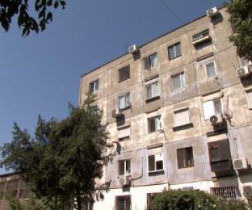 Cel mai ieftin apartament din Bucureşti. Cât costă 2 camere pe Aleea ...