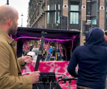 Grupare de români, acuzată că păcălește turiștii în Londra. Cât au cerut ...