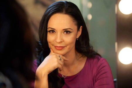 Cum arată sora Andreei Marin. Imagini rare: este blondă, cu ochi albaștri ...