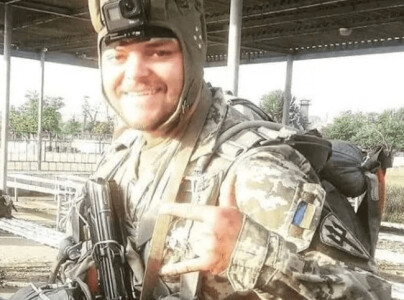 Povestea voluntarului britanic luat prizonier și condamnat la moarte de ...