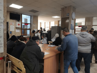 Zeci de mii de români nu pot ieși la pensie din cauza lipsei unui document ...