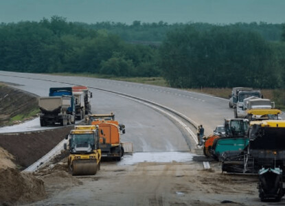Ungurii se apropie cu o șosea de mare viteză de România. Punct de legătură ...
