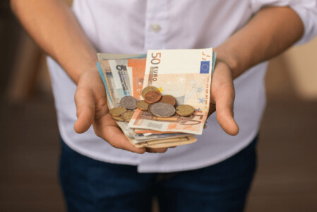 Un român a furat 1.000 de euro pe zi din localul unde lucra din 2018. Ce ...