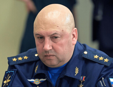 Disperat, Putin l-ar putea readuce pe front pe „generalul Armaghedon”, cel ...