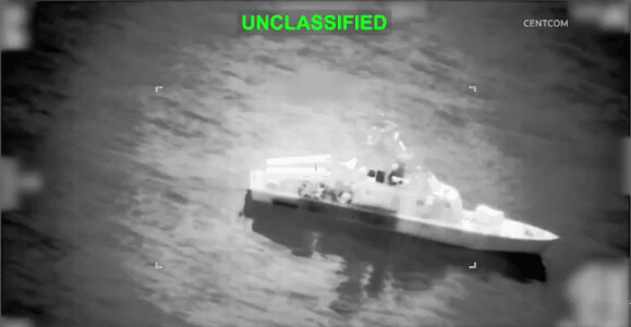 SUA au lansat o ofensivă aeriană pentru a redeschide Strâmtoarea Ormuz