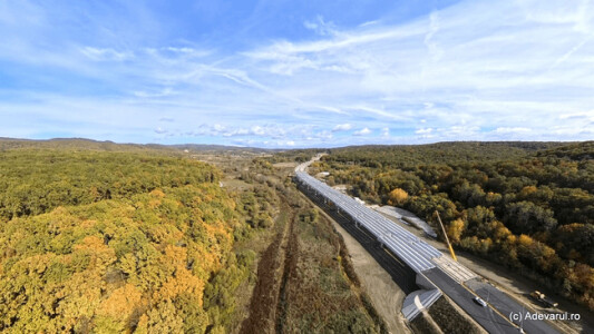 Autostrada cu tuneluri din vestul României, tot mai aproape de finalizare. ...