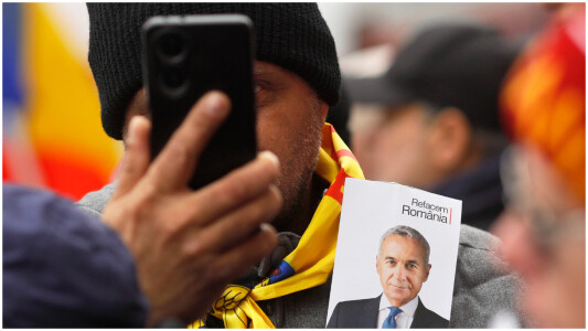 Cum erau furate datele românilor pe site-ul lui Călin Georgescu. ...