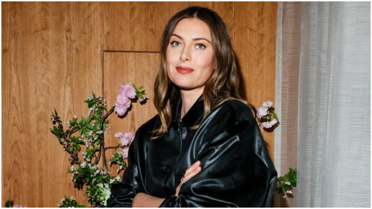 Cum a apărut Maria Sharapova în tribunele de la Roland Garros. A uimit pe ...
