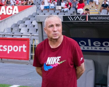 Dan Petrescu se află în continuare în Italia! Ce se întâmplă cu antrenorul ...
