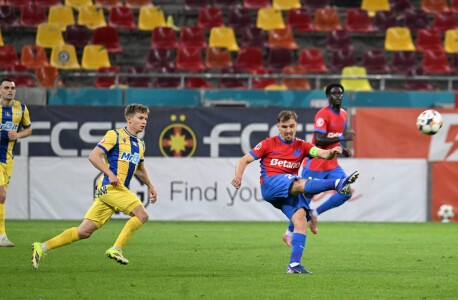 Transfer din SuperLiga în Liga Campionilor! A lăsat și banii doar pentru a ...